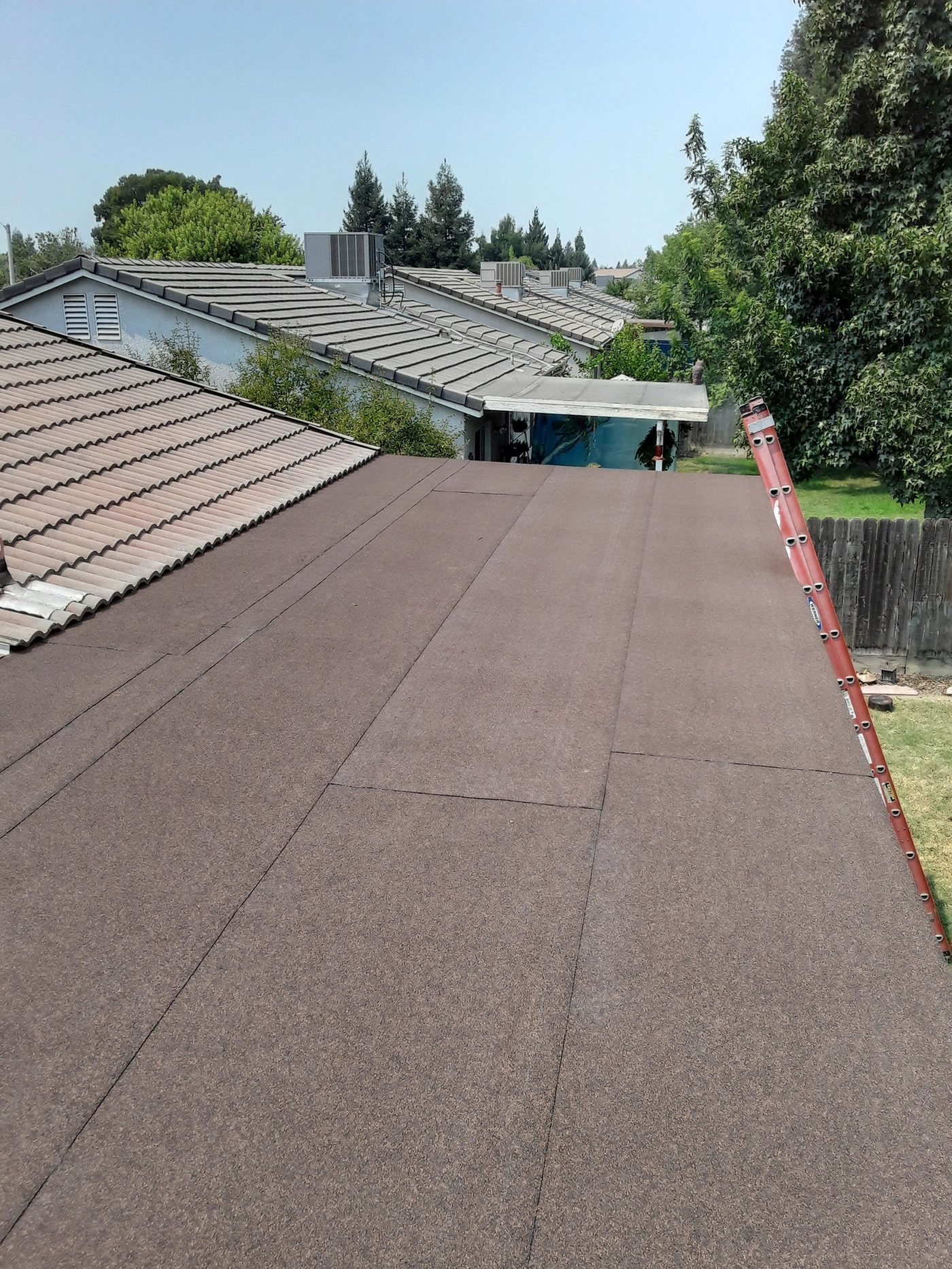 Completed shingle roofing project by Modern Roofers and Restoration LLC in the Fresno area
